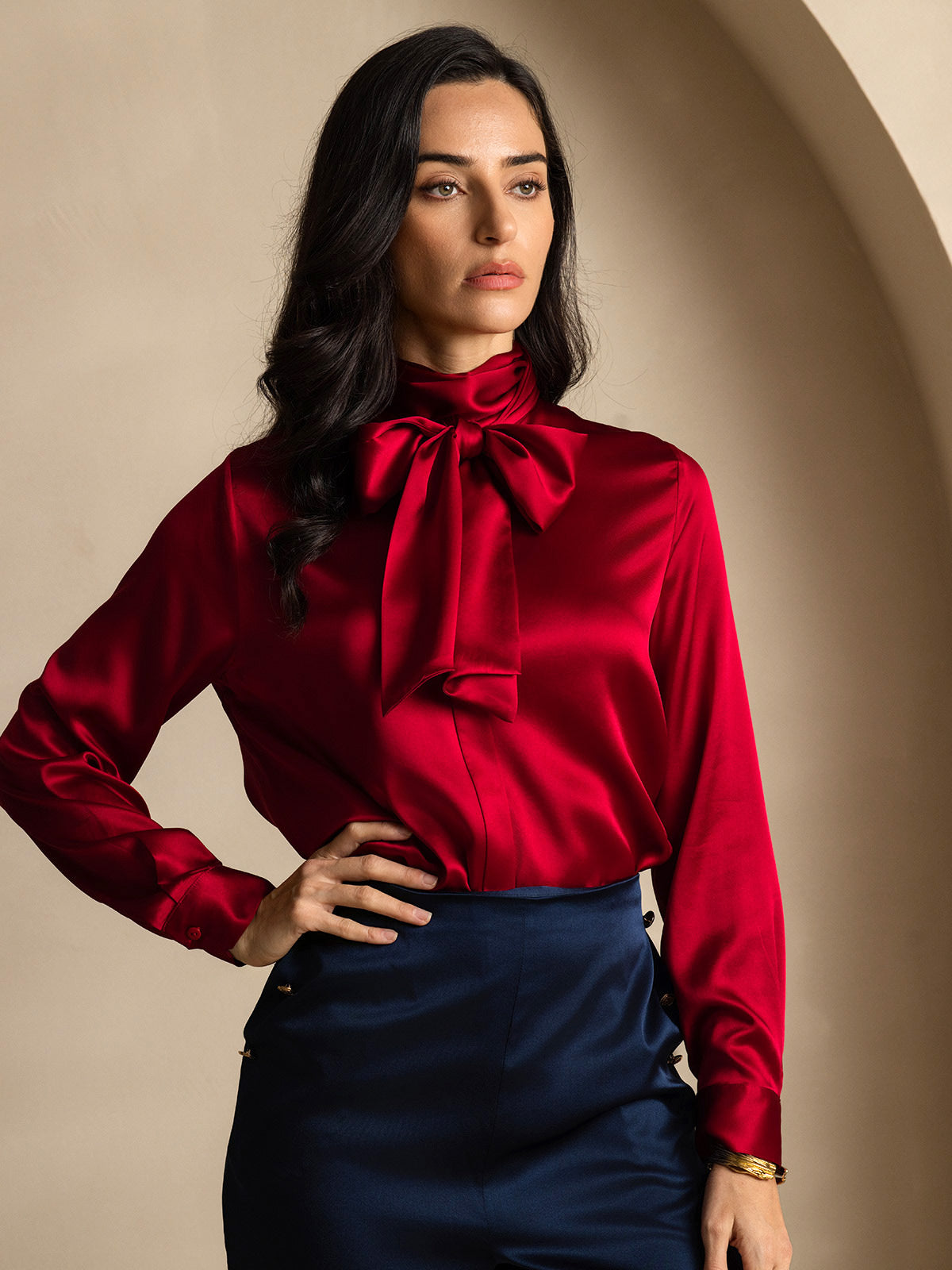 Variant image for Elegante Witte Blouse Dames van Moerbeizijde met Lange Mouwen en Strikdesign | Casual en Chic-9