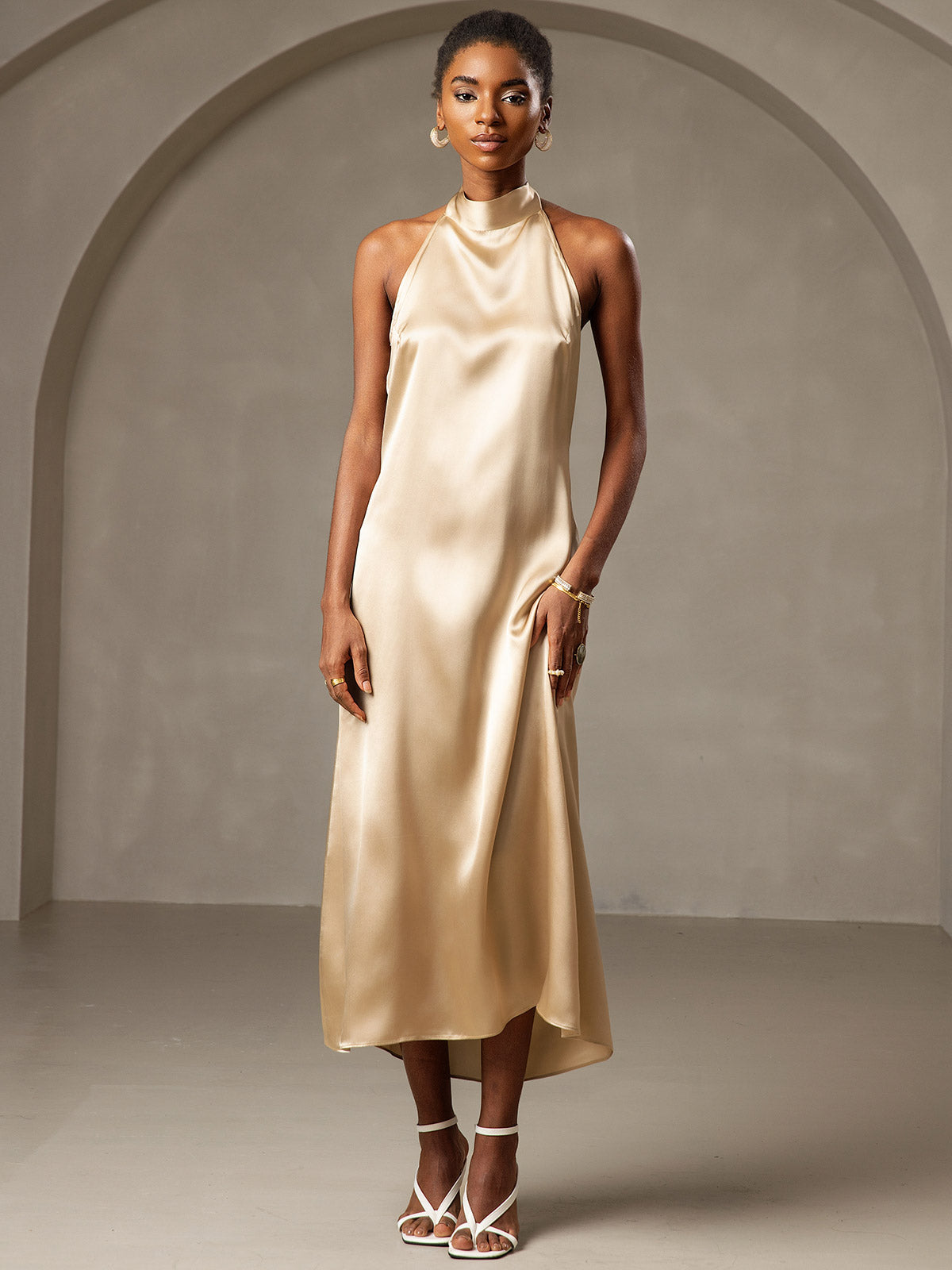 Elegante Lange Rugloze Avondjurk met Strikdetails voor Dames – Perfect voor Bruiloften en Avondkleding-5