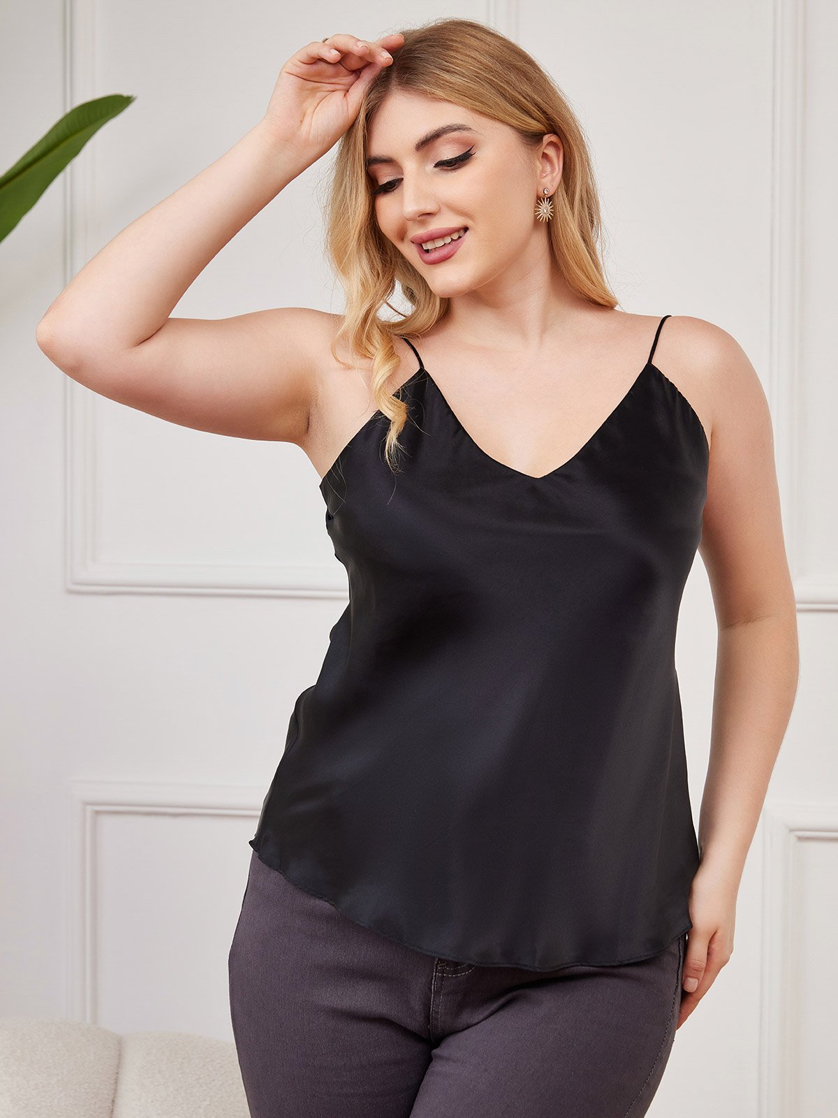 Variant image for Luxe Moerbeizijde Camisole Top voor Dames met Diepe V-hals | Diverse Kleuren en Maten 0X-2X-4