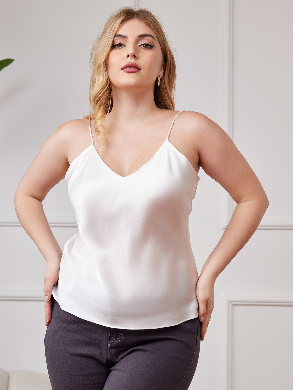 Luxe Moerbeizijde Camisole Top voor Dames met Diepe V-hals | Diverse Kleuren en Maten 0X-2X-4