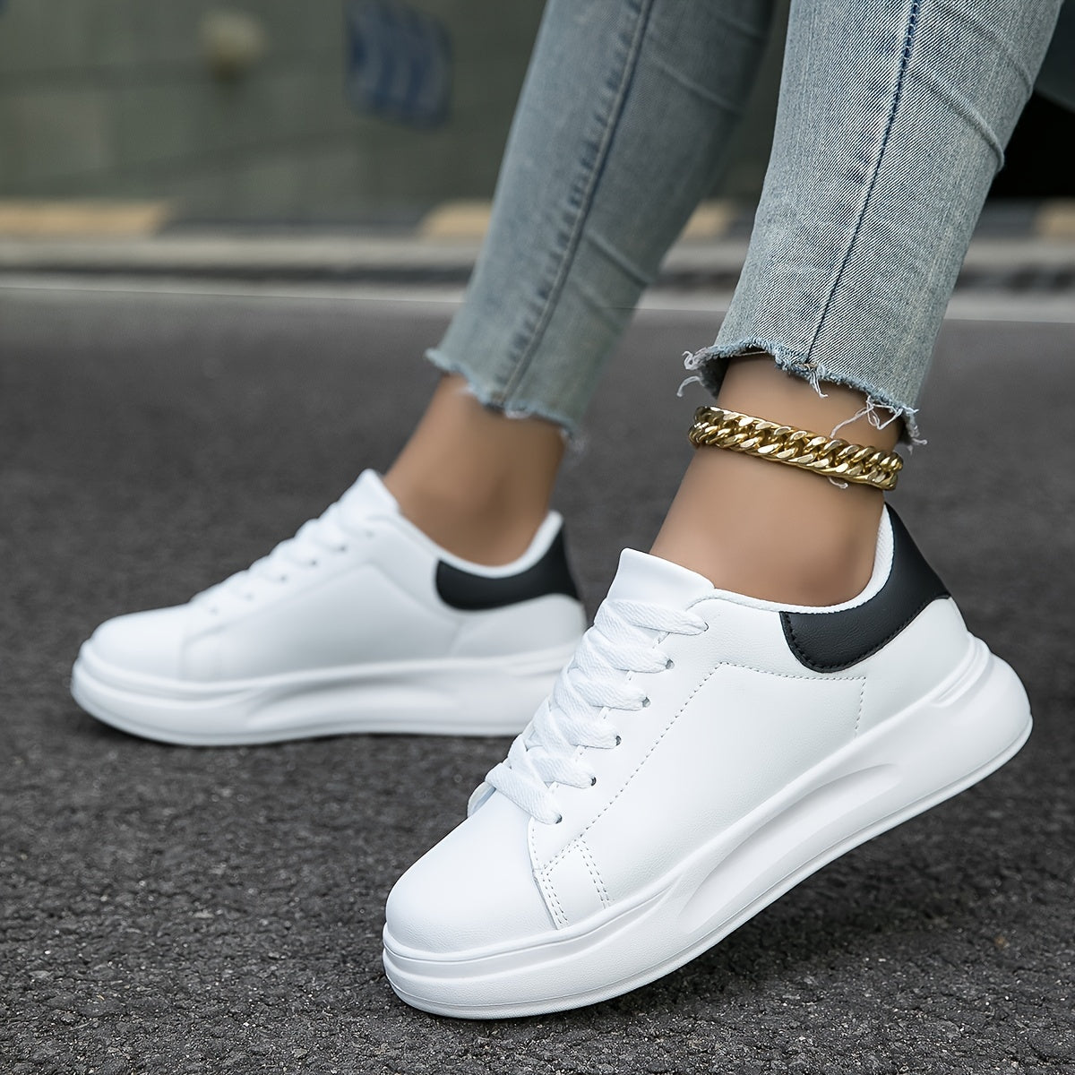 Elegante Witte Sneakers Dames van Hoogwaardig Leer met Gewatteerde Hak | Casual Low-Top Schoenen-4