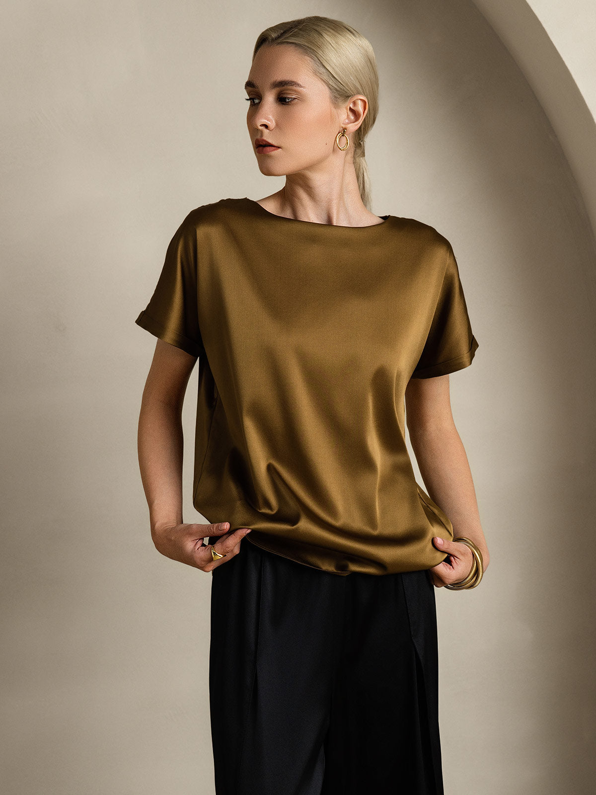 Luxe 19 Momme Zijde T-Shirt met Korte Mouwen – Donkerblauw, Wijn, Lichtgrijs, Ademend en Comfortabel-4