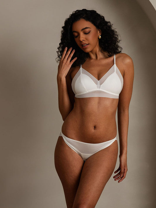 Elegante Pure Zijde Damesondergoed Set met Spaghettibandjes – Wit, Zwart, Beige, Comfortable en Luxueus-1