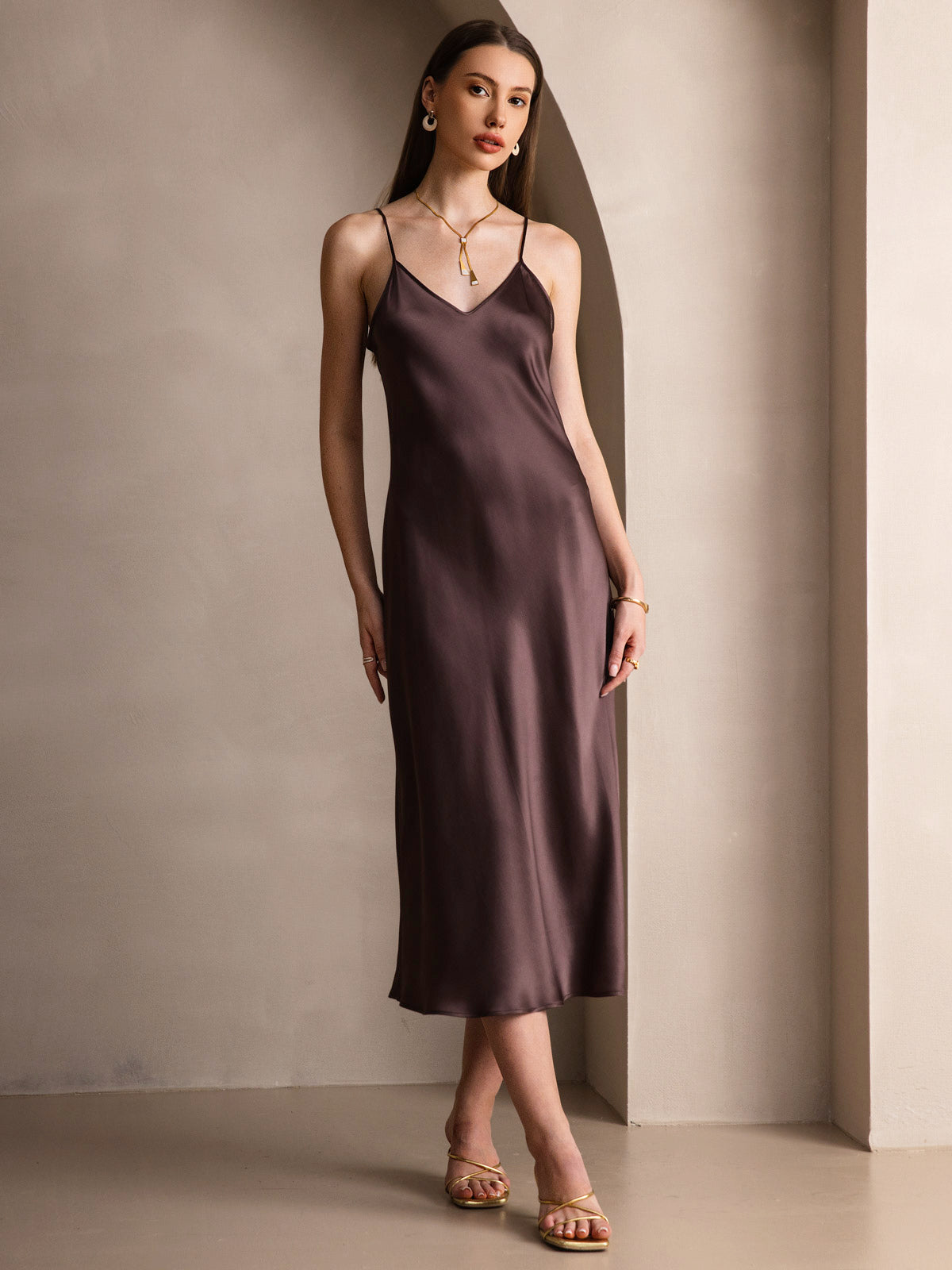 Variant image for Elegante Lange Jurk Dames van Moerbeizijde met Spaghettibandjes | Luxe Maxi Jurk voor Zomer en Avondkleding-37