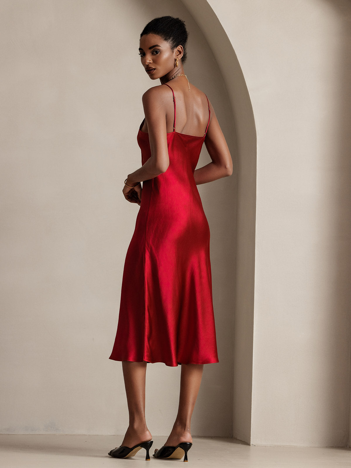 Elegante Lange Jurk Dames van 100% Zijde met Spaghettibandjes | Perfect voor Avond en Zomer Gelegenheden-4