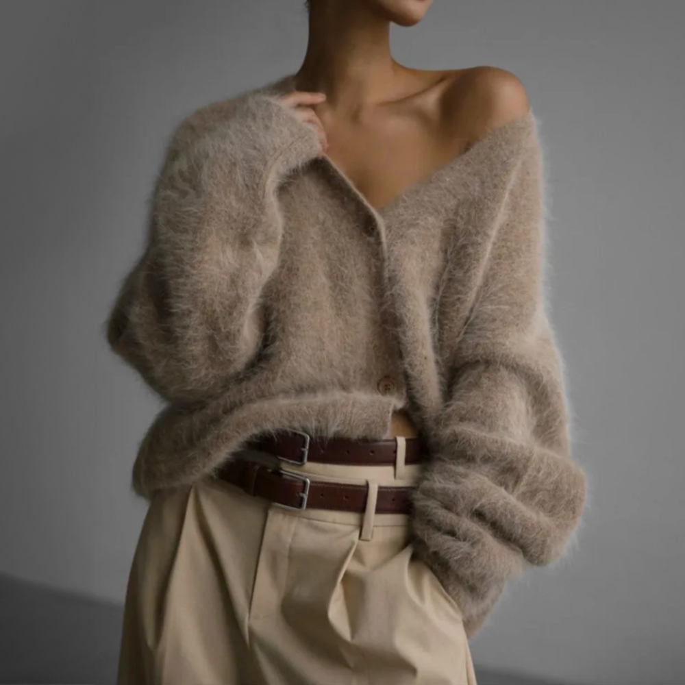 Chic Cosy Couture | Luxe Cashmere Vest 1