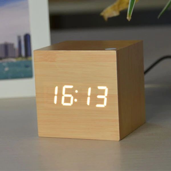 Cube Digitale Klok | Moderne Bureauklok 11