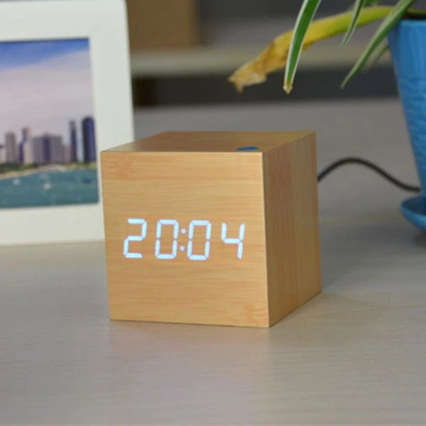 Cube Digitale Klok | Moderne Bureauklok 5