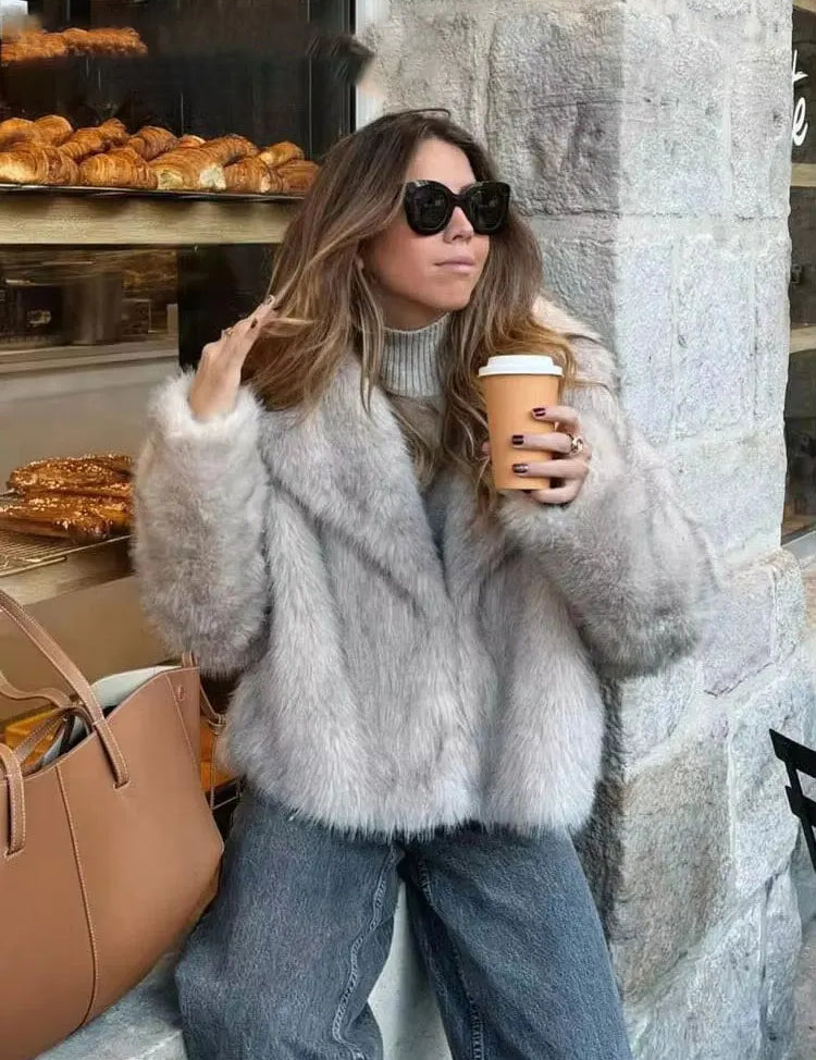 Elegante Damesjas Winter | Lange Faux Bontjas 0