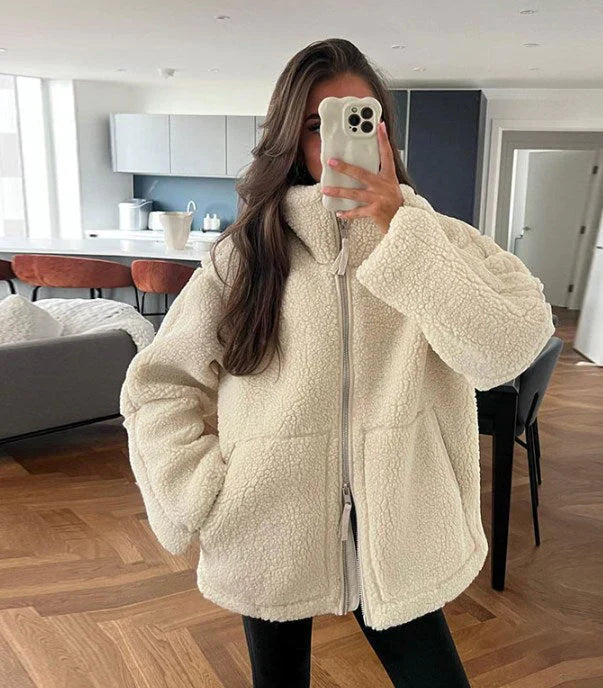 Heidi Fashion | Oversized Wol Jacket voor Vrouwen 1