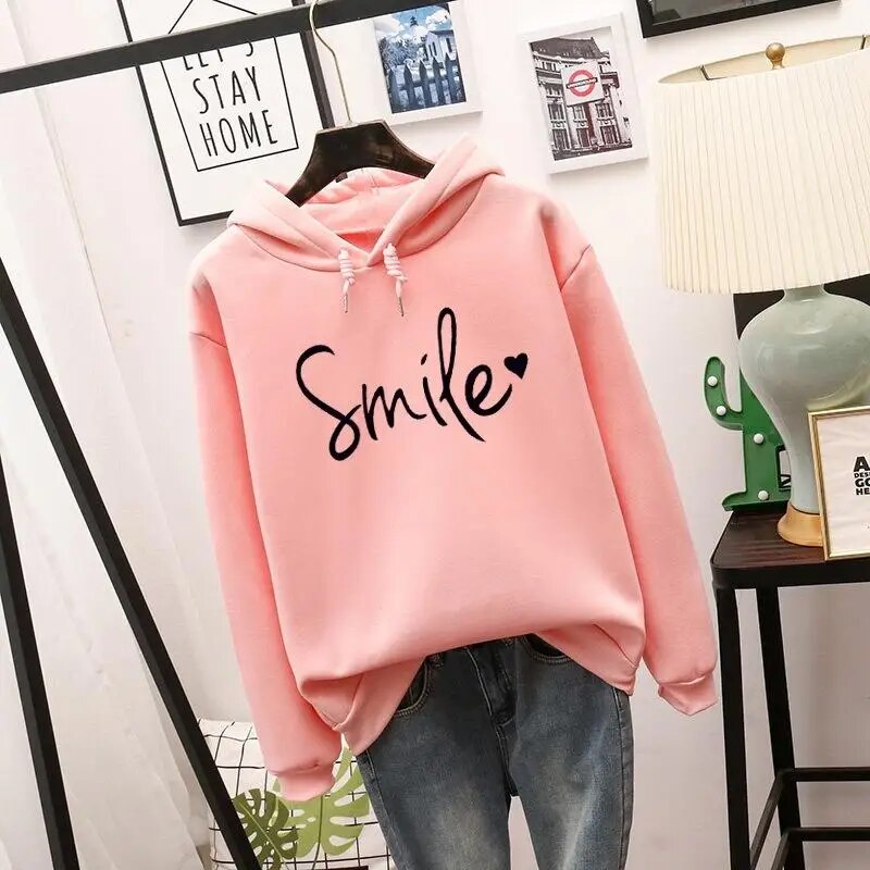 Janet Smile | Hoodie met Glimlach 1