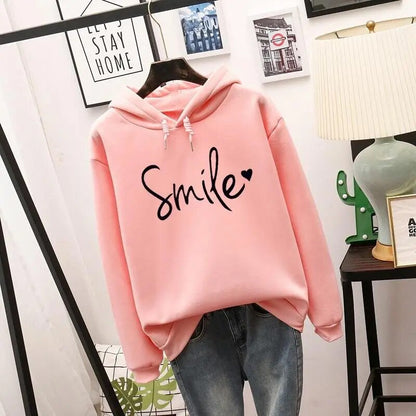 Janet Smile | Hoodie met Glimlach 1