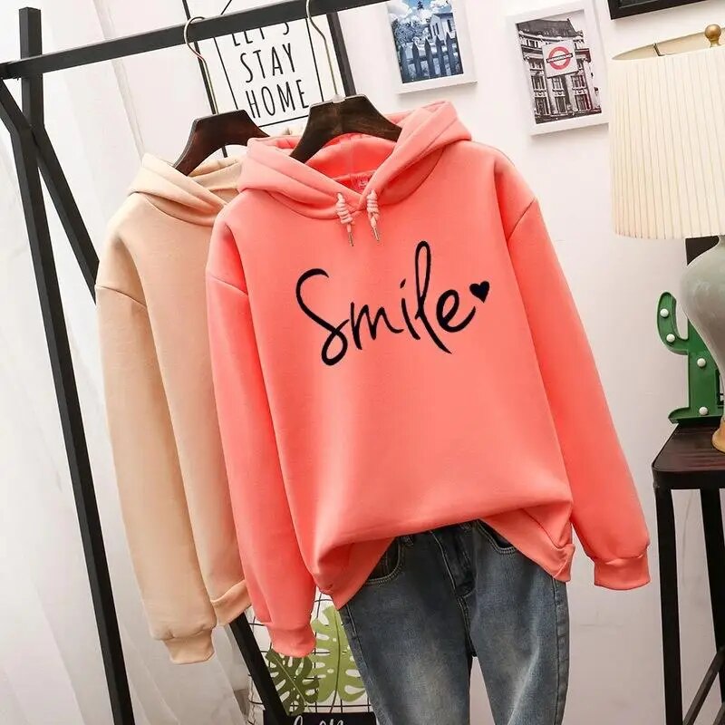 Janet Smile | Hoodie met Glimlach 2