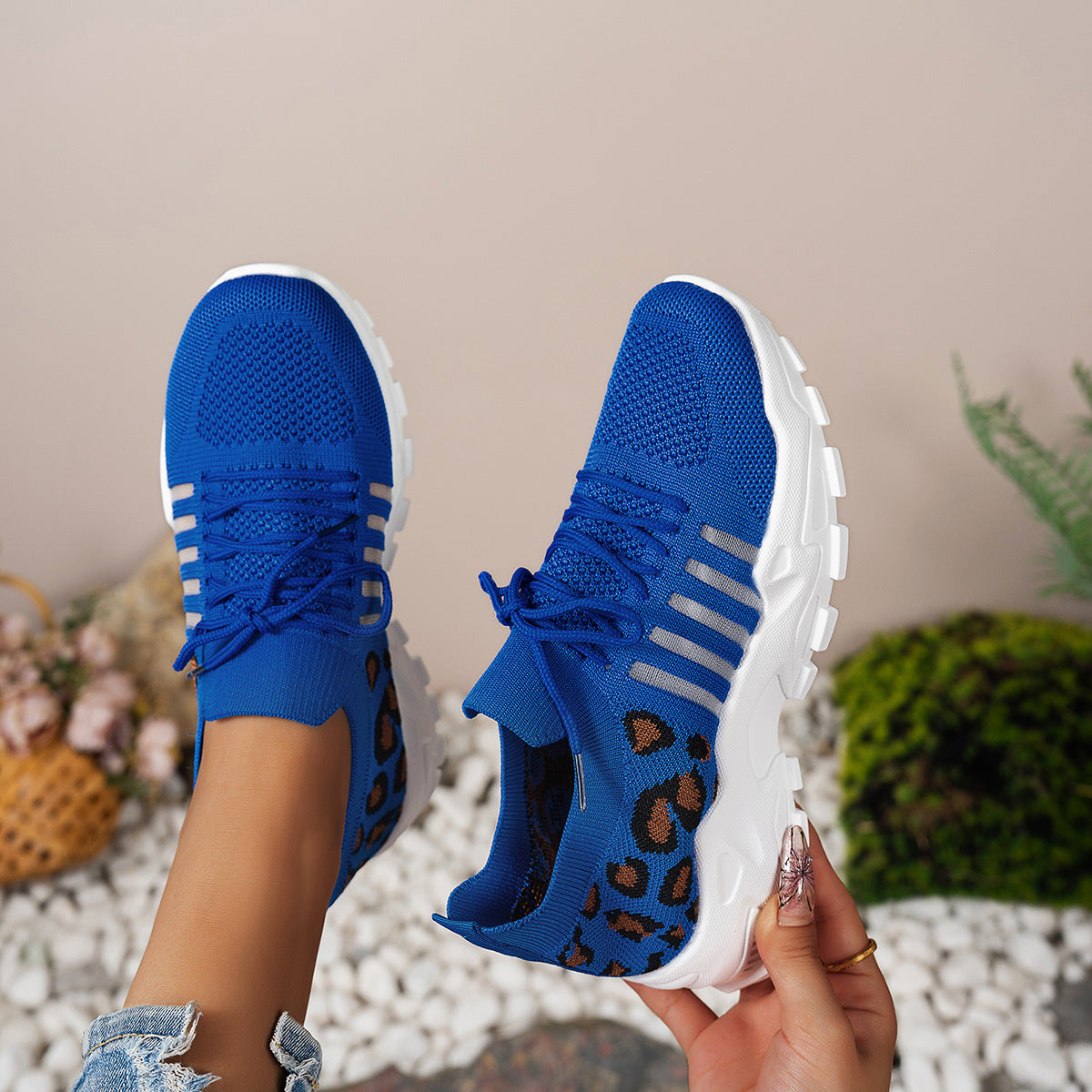 Variant image for Modieuze Dames Sneakers met Ademend Flyknit en Luipaardprint | Ondersteunende Golfzool voor Comfort-9