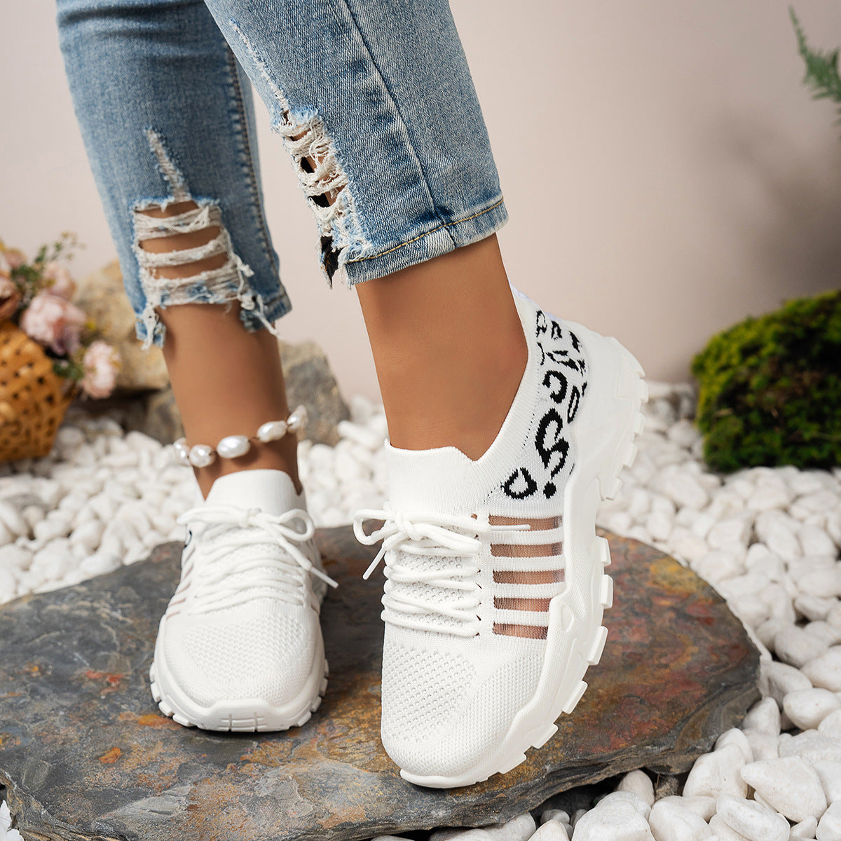 Variant image for Modieuze Dames Sneakers met Ademend Flyknit en Luipaardprint | Ondersteunende Golfzool voor Comfort-25