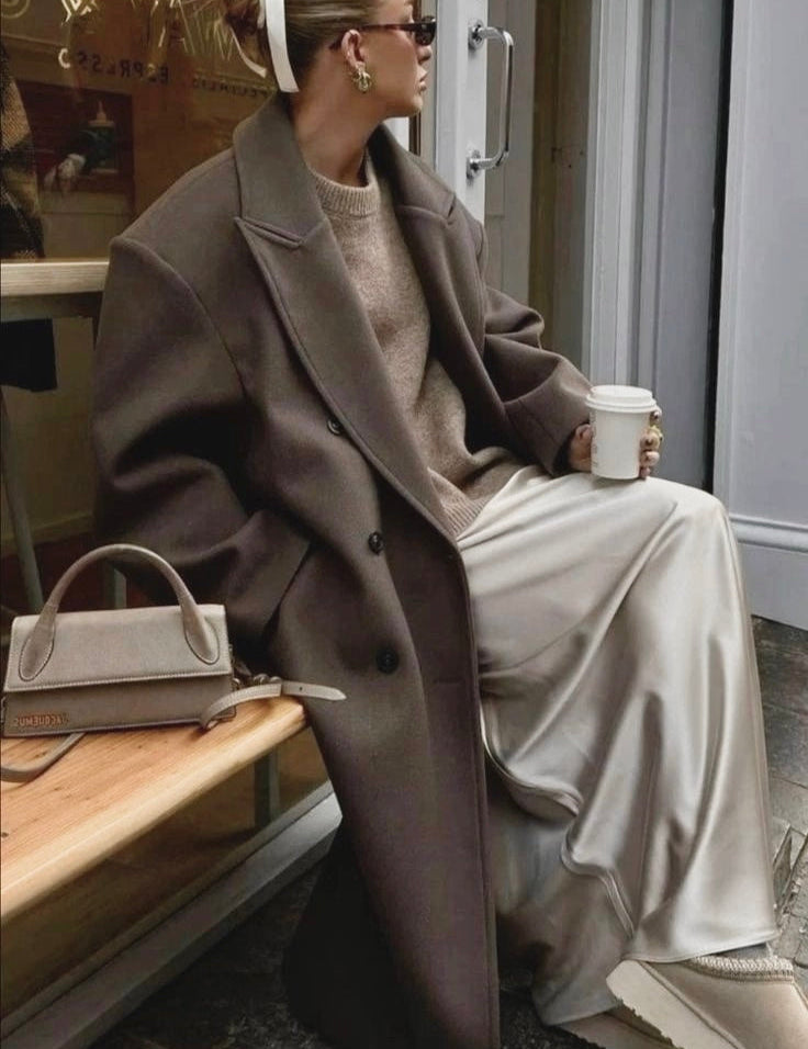 Oversized Damesjas | Lange Trenchcoat met Reverskraag 1