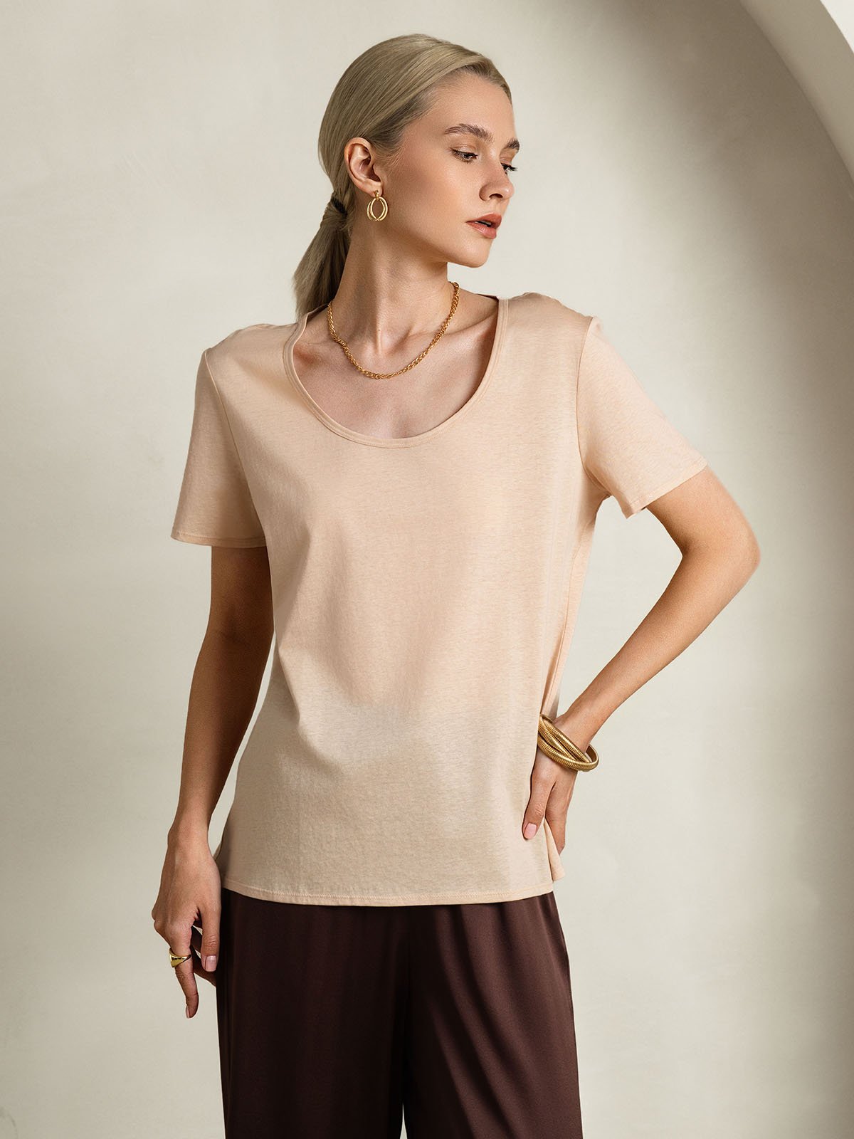 Luxe Zijdeblend Dames T-shirt met U-hals | Korte Mouwen in Diverse Kleuren voor Comfort en Elegantie-6
